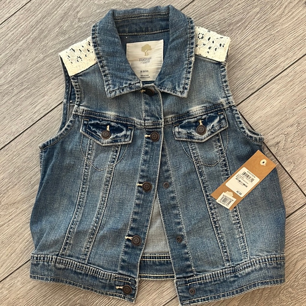 • Tucker + Tate • snap jacket